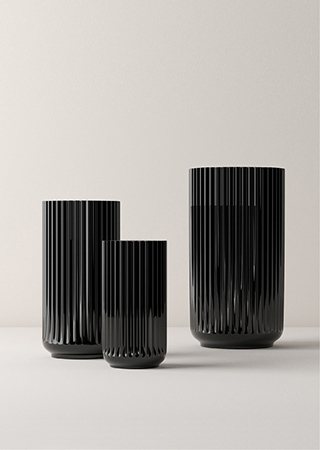 Lyngby Vase i Sort | Porcelænsfabrikken Danmark