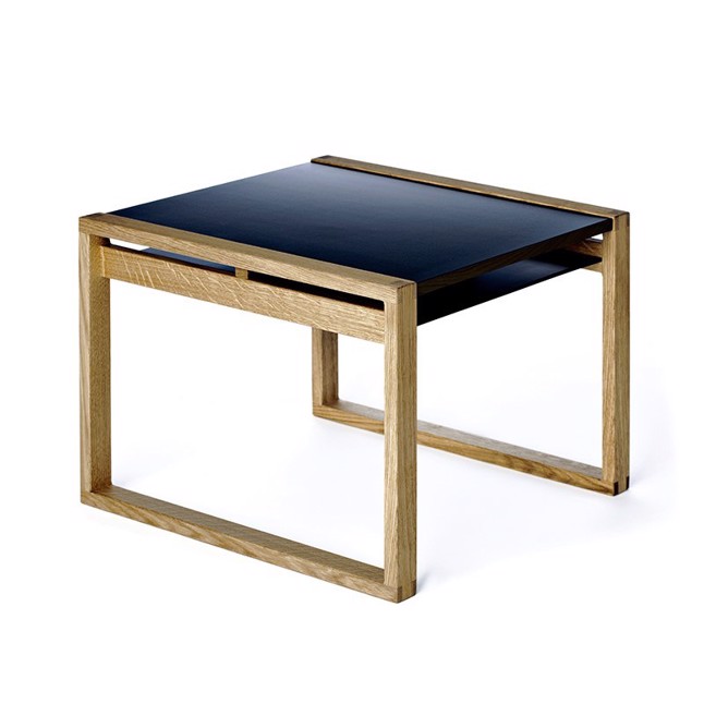 Collect Furniture - Frame Table olieret eg